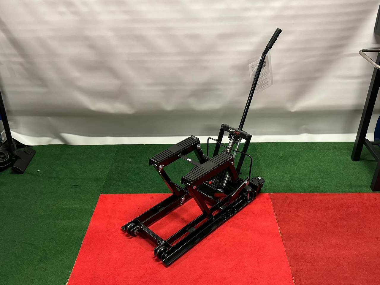 Motorlift UltraToolz, X - Équipement de garage: photos 1 Motorlift UltraToolz, X - Équipement de garage: photos 1