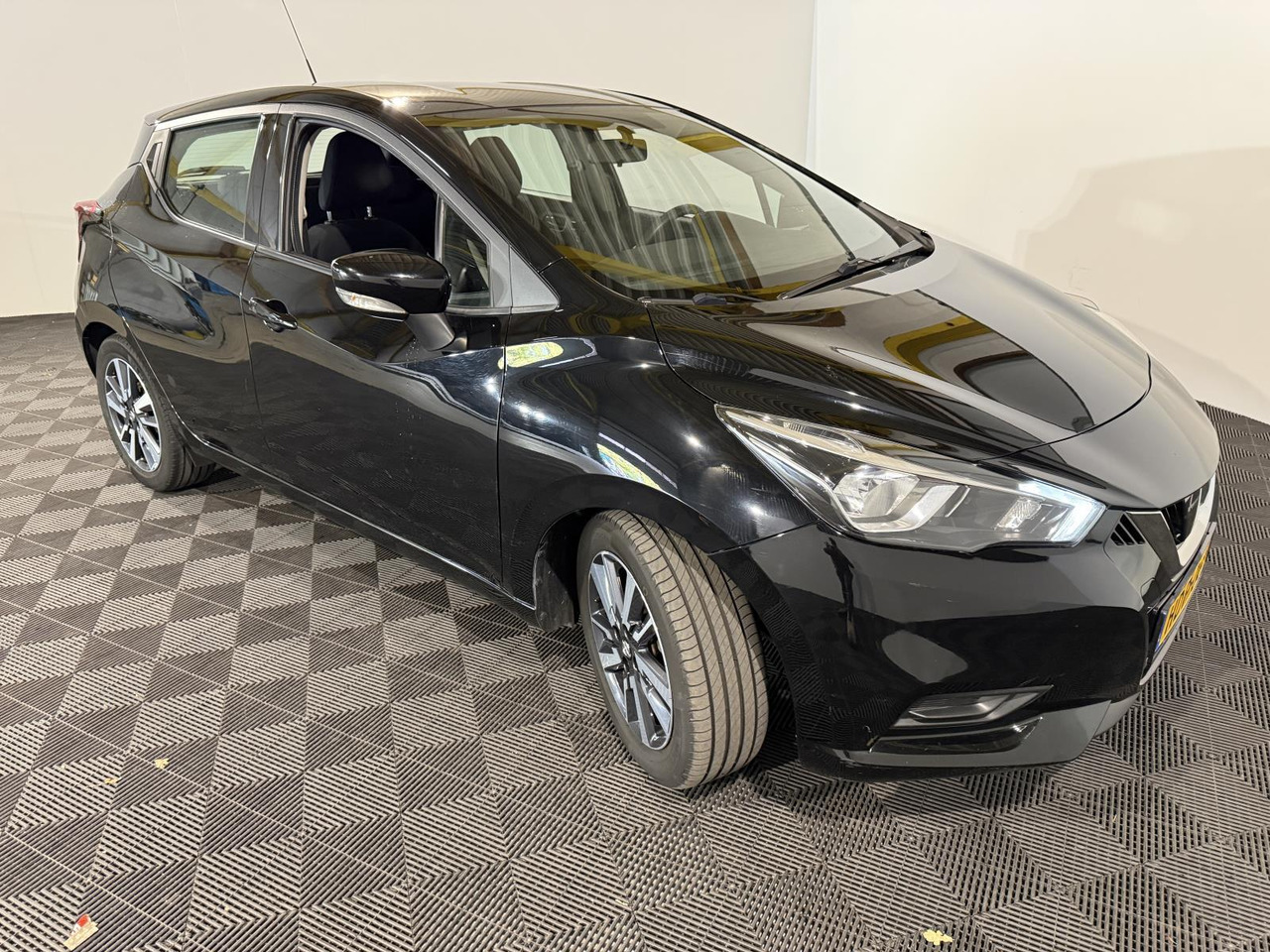 Nissan | Micra | 0.9 IG-T Acenta | 2018 | 158.656 km | HDP06F | Geen oordeel - Voiture à hayon: photos 3 Nissan | Micra | 0.9 IG-T Acenta | 2018 | 158.656 km | HDP06F | Geen oordeel - Voiture à hayon: photos 3