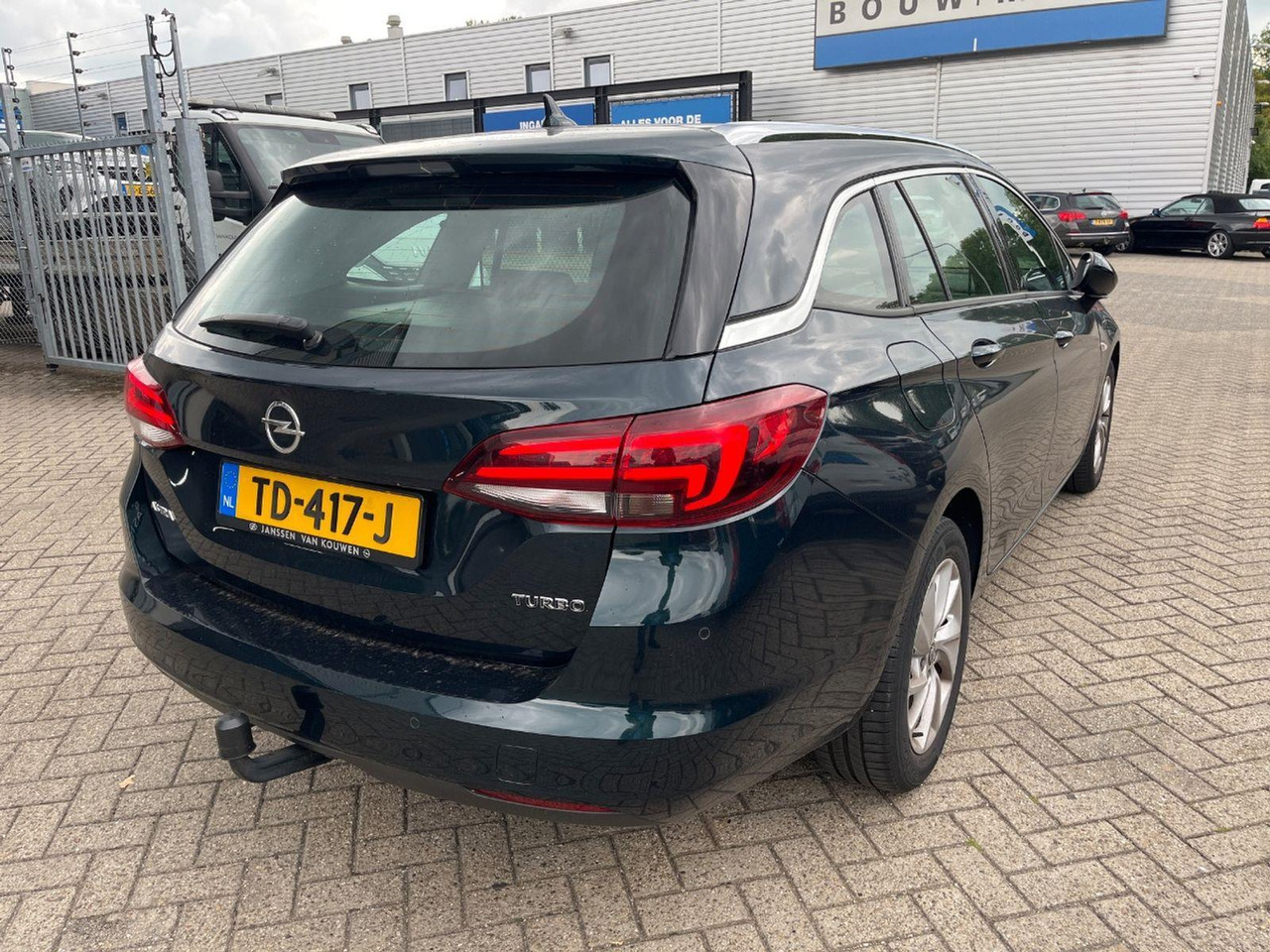 Opel Astra Sports Tourer 1.4 Business Executive | 2018 | 117.848 km | TD417J | NAP: Logisch - Voiture: photos 4 Opel Astra Sports Tourer 1.4 Business Executive | 2018 | 117.848 km | TD417J | NAP: Logisch - Voiture: photos 4