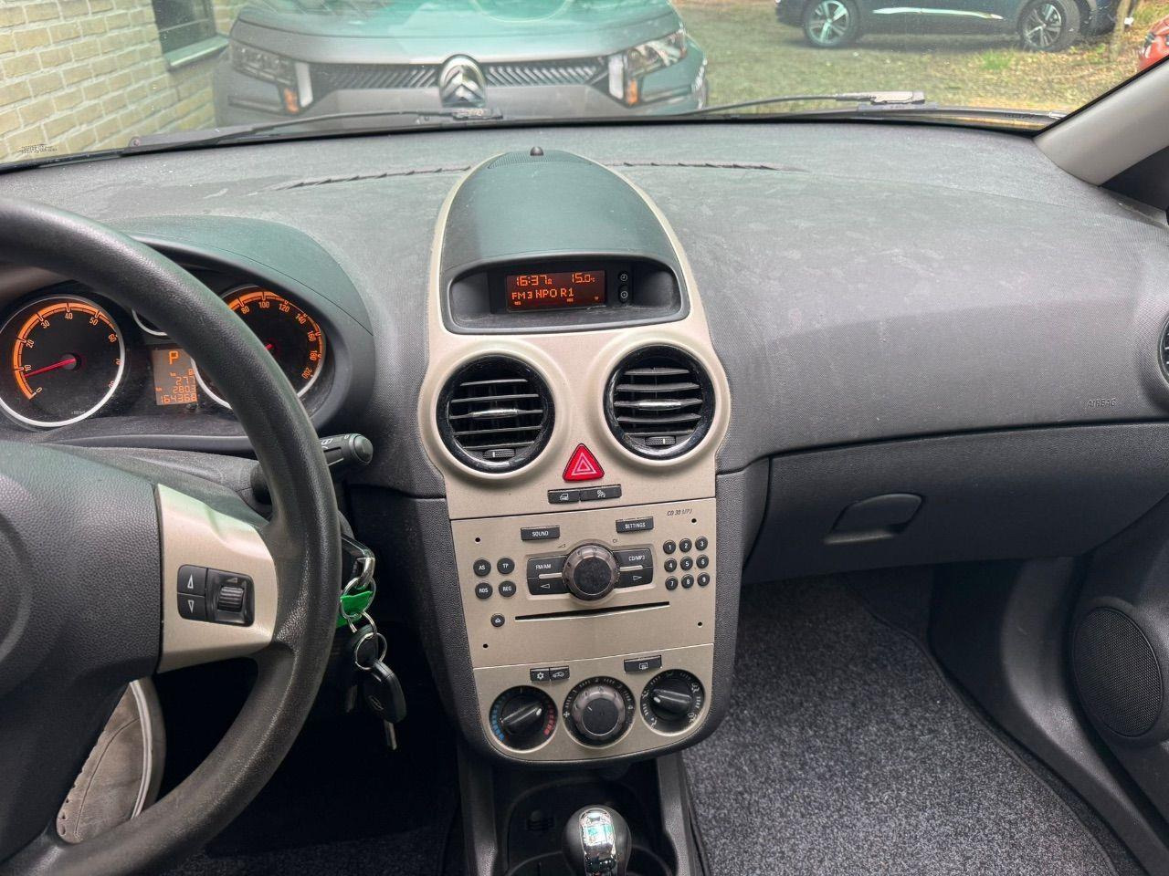 Opel Corsa 1.4 - 16V Enjoy | 2008 | 164.368 km | Automaat | 83GGF6 | NAP: Logisch - Voiture à hayon: photos 5 Opel Corsa 1.4 - 16V Enjoy | 2008 | 164.368 km | Automaat | 83GGF6 | NAP: Logisch - Voiture à hayon: photos 5