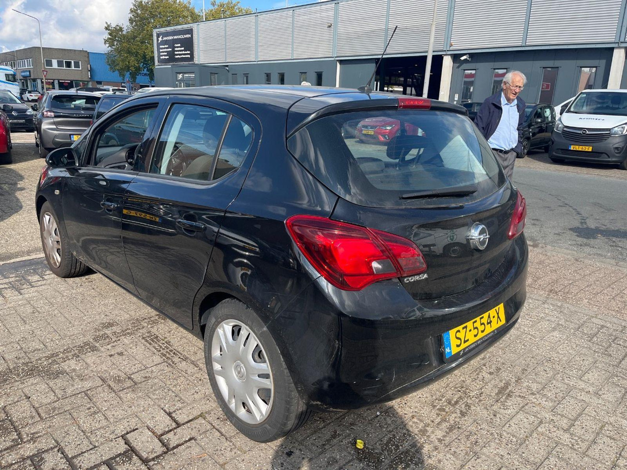 Opel Corsa 1.4 Favourite | 2018 | 98.705 km | SZ554X | NAP: Logisch - Voiture à hayon: photos 3 Opel Corsa 1.4 Favourite | 2018 | 98.705 km | SZ554X | NAP: Logisch - Voiture à hayon: photos 3