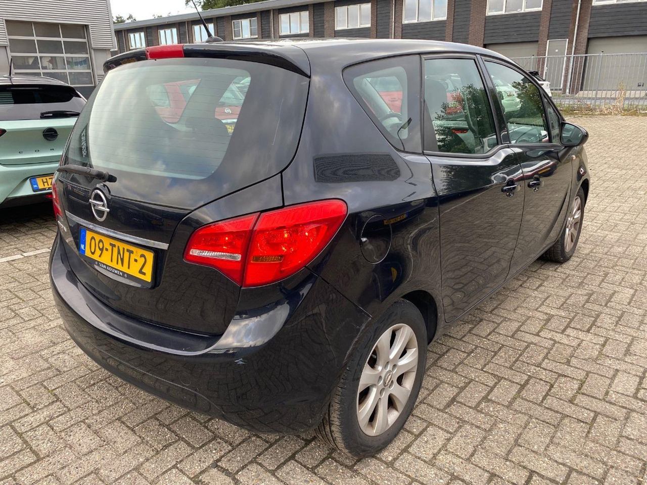 Opel Meriva 1.4 Edition | 2012 | 150.381 km | 09TNT2 | NAP: Logisch - Voiture: photos 4 Opel Meriva 1.4 Edition | 2012 | 150.381 km | 09TNT2 | NAP: Logisch - Voiture: photos 4