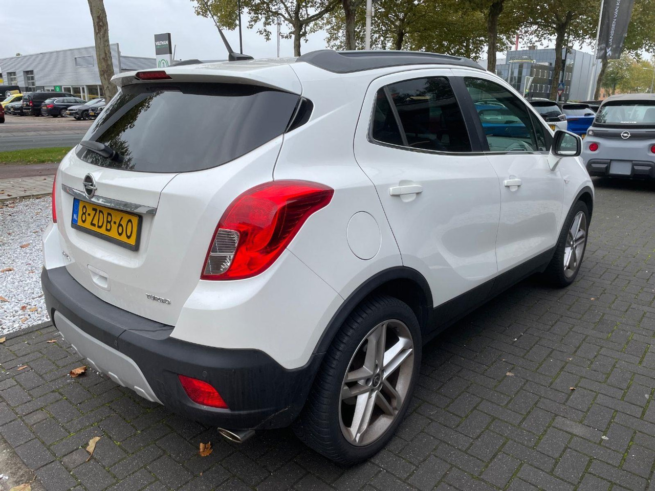 Opel Mokka 1.4 T Cosmo | 2014 | 98.606 km | 8ZDB60 | NAP: Logisch - SUV: photos 4 Opel Mokka 1.4 T Cosmo | 2014 | 98.606 km | 8ZDB60 | NAP: Logisch - SUV: photos 4