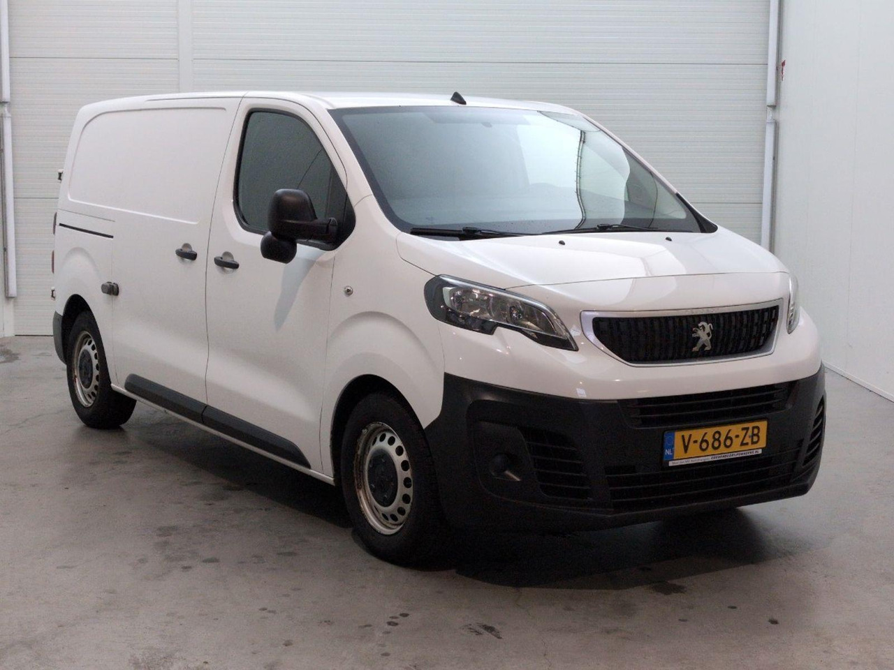 Peugeot Expert 226S 1.6 BlueHDI 115 Pro | 2016 | 171.857 km | V686ZB | NAP: Geen oordeel - Fourgon utilitaire: photos 2 Peugeot Expert 226S 1.6 BlueHDI 115 Pro | 2016 | 171.857 km | V686ZB | NAP: Geen oordeel - Fourgon utilitaire: photos 2