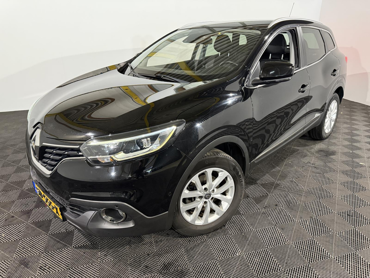 Renault | Kadjar | 1.2 TCe Intens | 2018 | 183.542 km | SB555X | Logisch - SUV: photos 1 Renault | Kadjar | 1.2 TCe Intens | 2018 | 183.542 km | SB555X | Logisch - SUV: photos 1