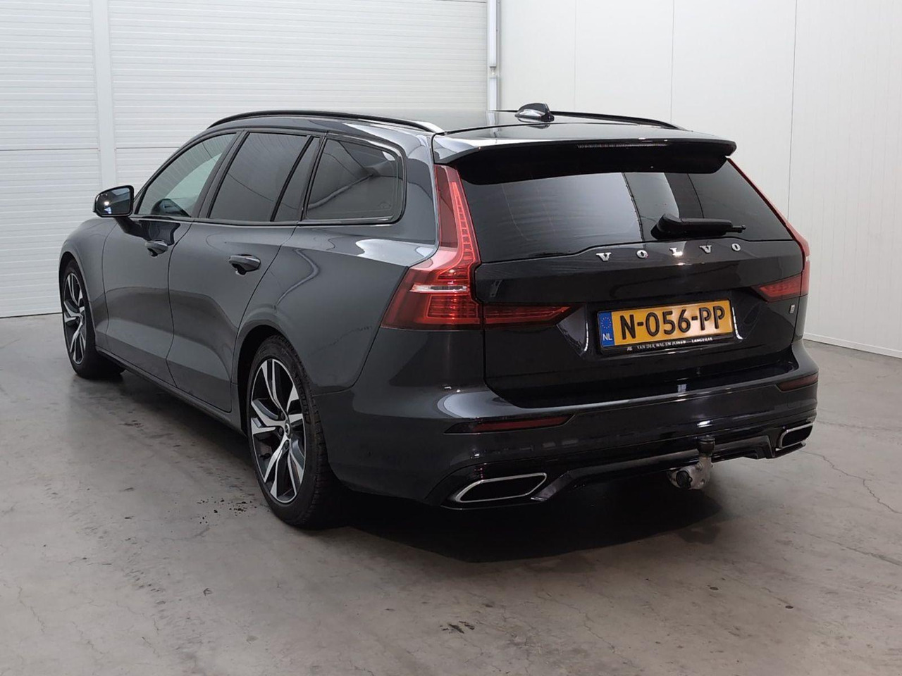 Volvo V60 2.0 D4 Inscription | 2019 | 192.437 km | Automaat | N056PP | NAP: Geen oordeel - Voiture: photos 3 Volvo V60 2.0 D4 Inscription | 2019 | 192.437 km | Automaat | N056PP | NAP: Geen oordeel - Voiture: photos 3