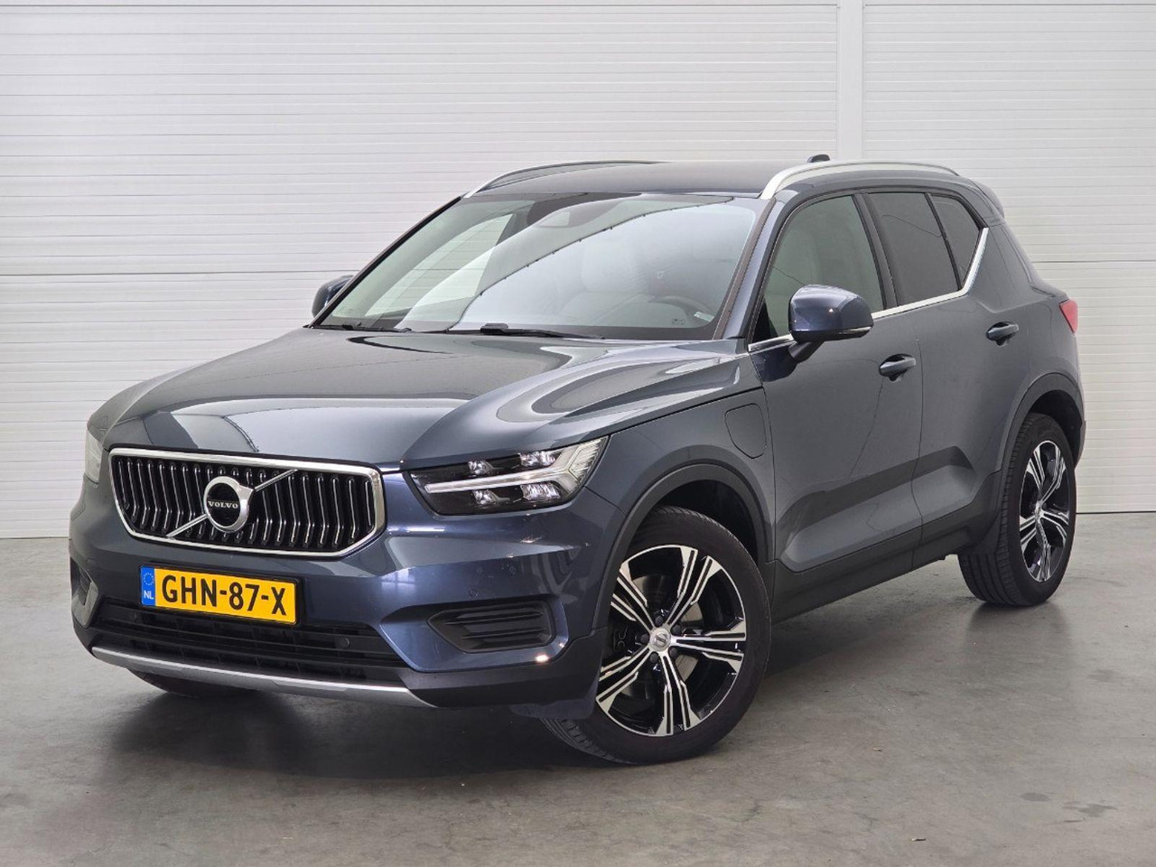 Volvo XC40 1.5 T5 Twin Engine Inscription | 2020 | 100.805 km | Automaat | GHN87X | NAP: Geen oordeel - SUV: photos 1 Volvo XC40 1.5 T5 Twin Engine Inscription | 2020 | 100.805 km | Automaat | GHN87X | NAP: Geen oordeel - SUV: photos 1