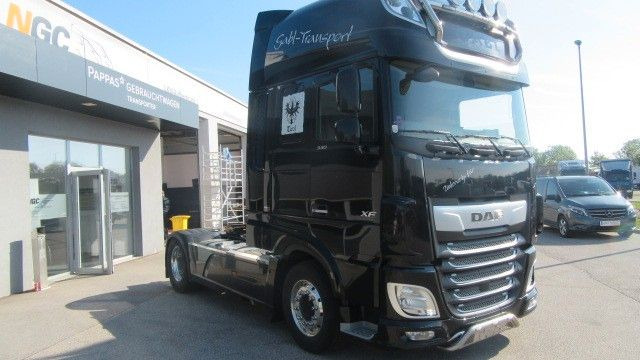 DAF XF 530 - Tracteur routier: photos 3 DAF XF 530 - Tracteur routier: photos 3
