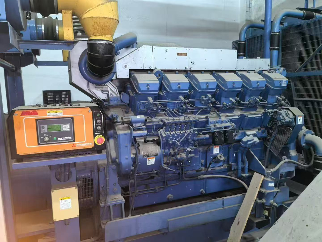 MITSHIBISHI - Machine-outil: photos 3 MITSHIBISHI - Machine-outil: photos 3