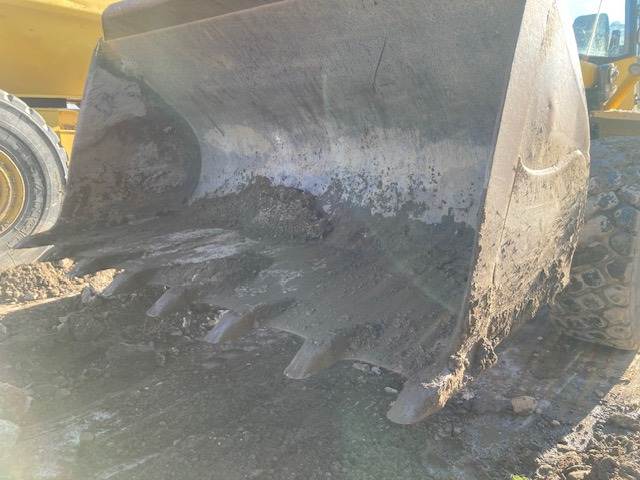 CHARGEUSE SUR PNEUS KOMATSU WA 380-5H - Chargeuse sur pneus: photos 5 CHARGEUSE SUR PNEUS KOMATSU WA 380-5H - Chargeuse sur pneus: photos 5