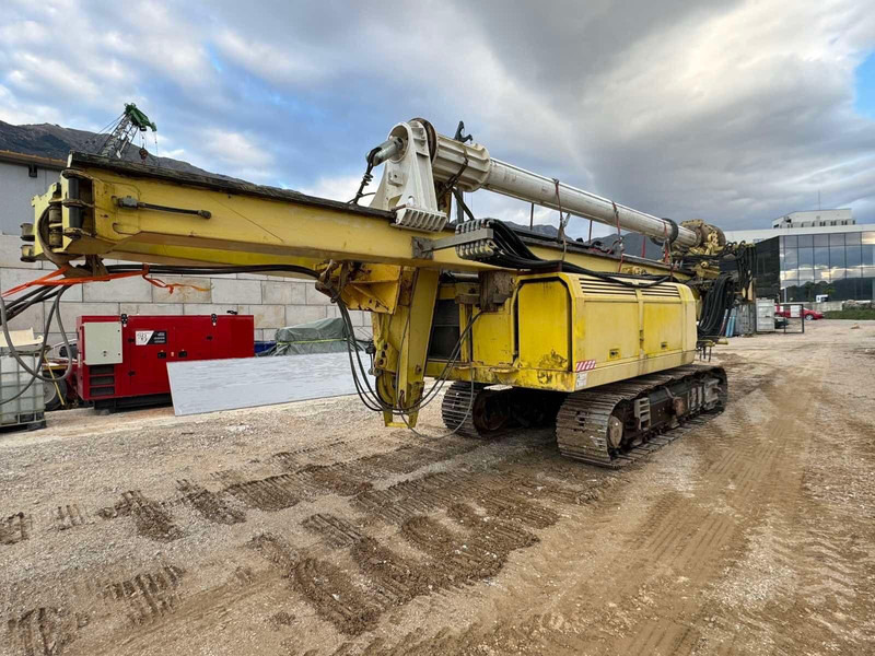 CMV TH 15 - Foreuse: photos 5 CMV TH 15 - Foreuse: photos 5