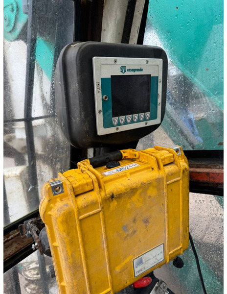 Casagrande B125 - Mât de battage: photos 4 Casagrande B125 - Mât de battage: photos 4