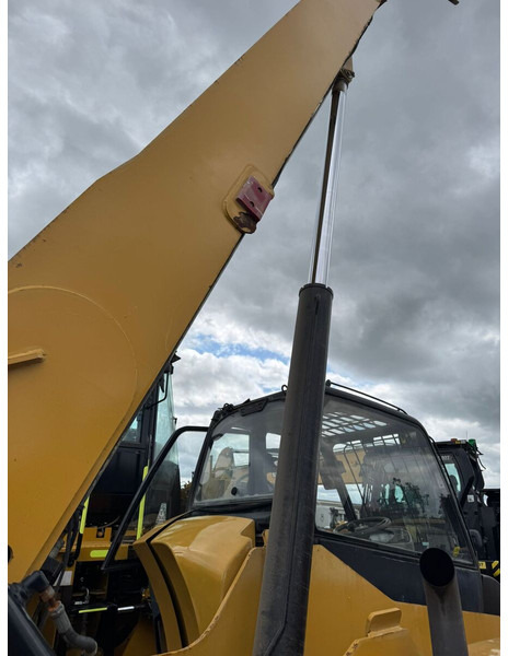 Caterpillar TH360 - Chariot télescopique: photos 4 Caterpillar TH360 - Chariot télescopique: photos 4