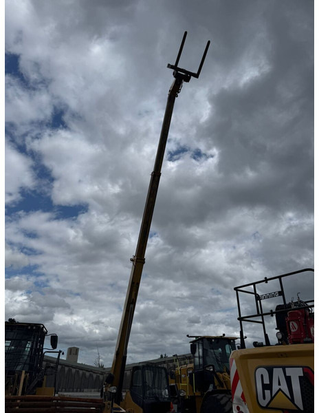 Caterpillar TH360 - Chariot télescopique: photos 5 Caterpillar TH360 - Chariot télescopique: photos 5