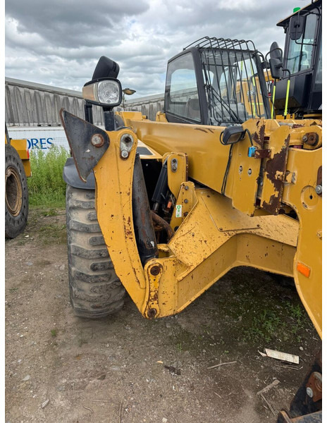 Caterpillar TH360 - Chariot télescopique: photos 3 Caterpillar TH360 - Chariot télescopique: photos 3