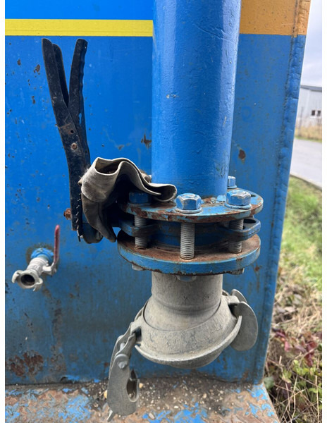 Polymertanks in several sizes 50 - 40 - 30m3 - Semi-remorque citerne: photos 5 Polymertanks in several sizes 50 - 40 - 30m3 - Semi-remorque citerne: photos 5