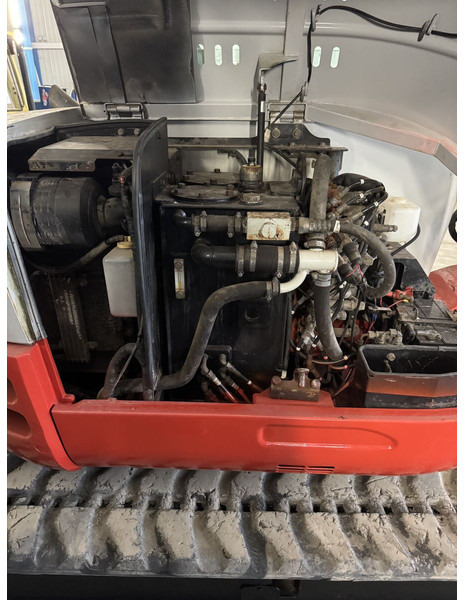 Takeuchi TB260 - Mini pelle: photos 4 Takeuchi TB260 - Mini pelle: photos 4