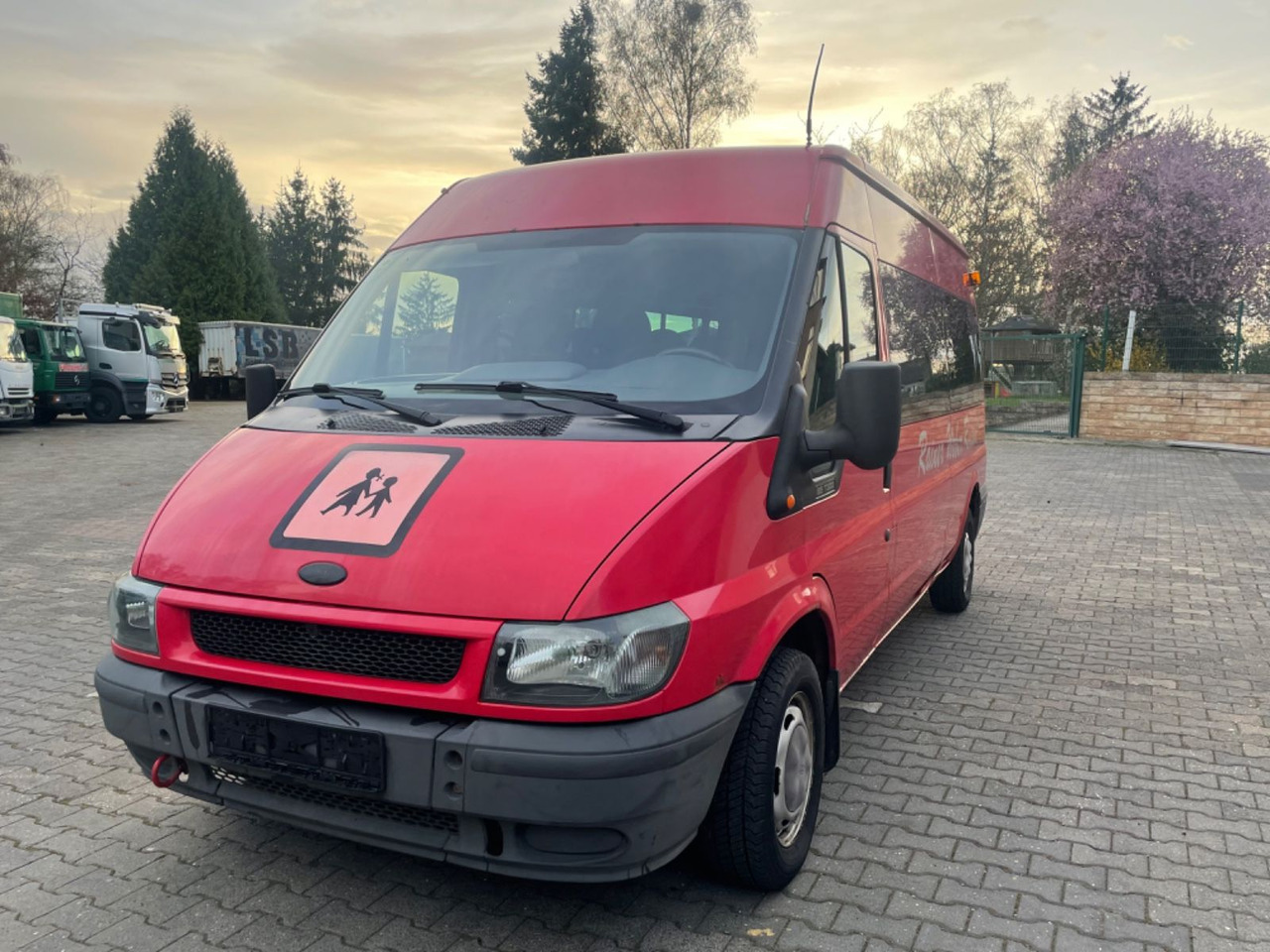 Ford Transit/mit Rollstuhl-Hebebühne - Minibus, Transport de personnes: photos 2 Ford Transit/mit Rollstuhl-Hebebühne - Minibus, Transport de personnes: photos 2