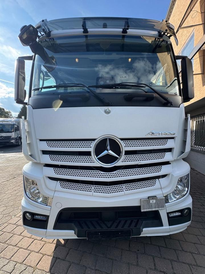 Mercedes-Benz Actros 2645/2xLBW/Retarder/Lenk-Lift/2xAHK - Camion pour le transport de boissons: photos 3 Mercedes-Benz Actros 2645/2xLBW/Retarder/Lenk-Lift/2xAHK - Camion pour le transport de boissons: photos 3