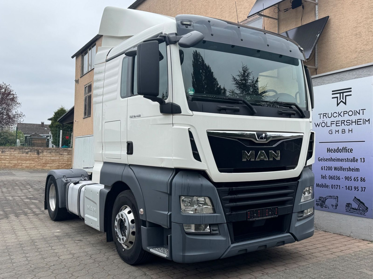 MAN TGX 18.460 XL /1xBett/Retarder/Voll-Spoiler - Tracteur routier: photos 1 MAN TGX 18.460 XL /1xBett/Retarder/Voll-Spoiler - Tracteur routier: photos 1