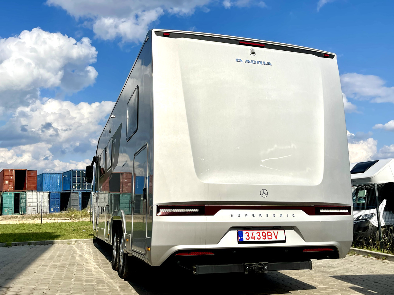 Camping-car intégral neuf Adria Super Sonic 890 LC: photos 17