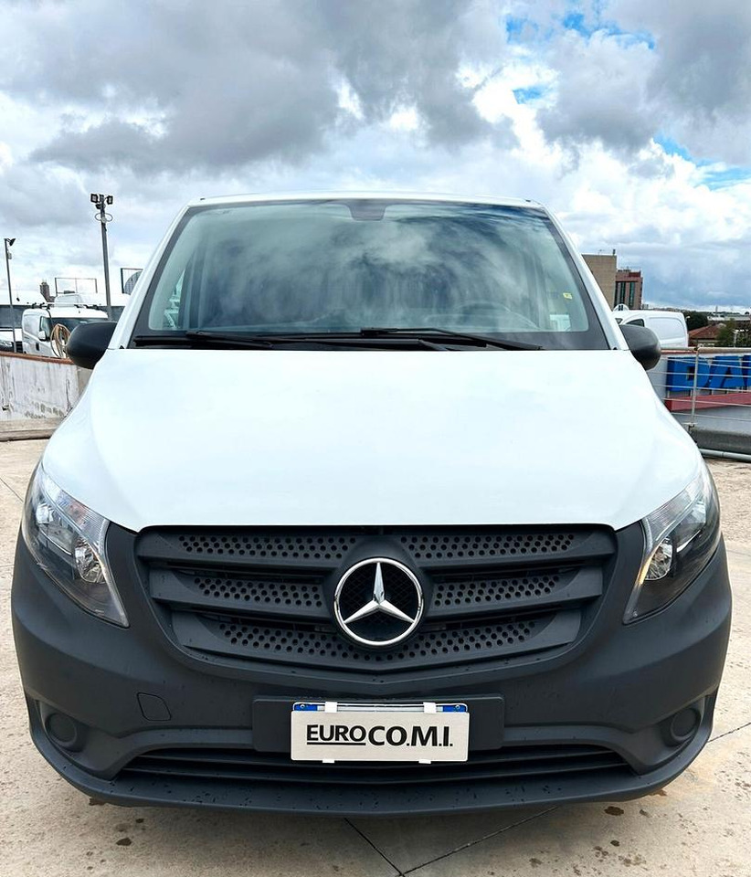 Mercedes Benz Vito 111 Furgone Long - Fourgon utilitaire: photos 2 Mercedes Benz Vito 111 Furgone Long - Fourgon utilitaire: photos 2
