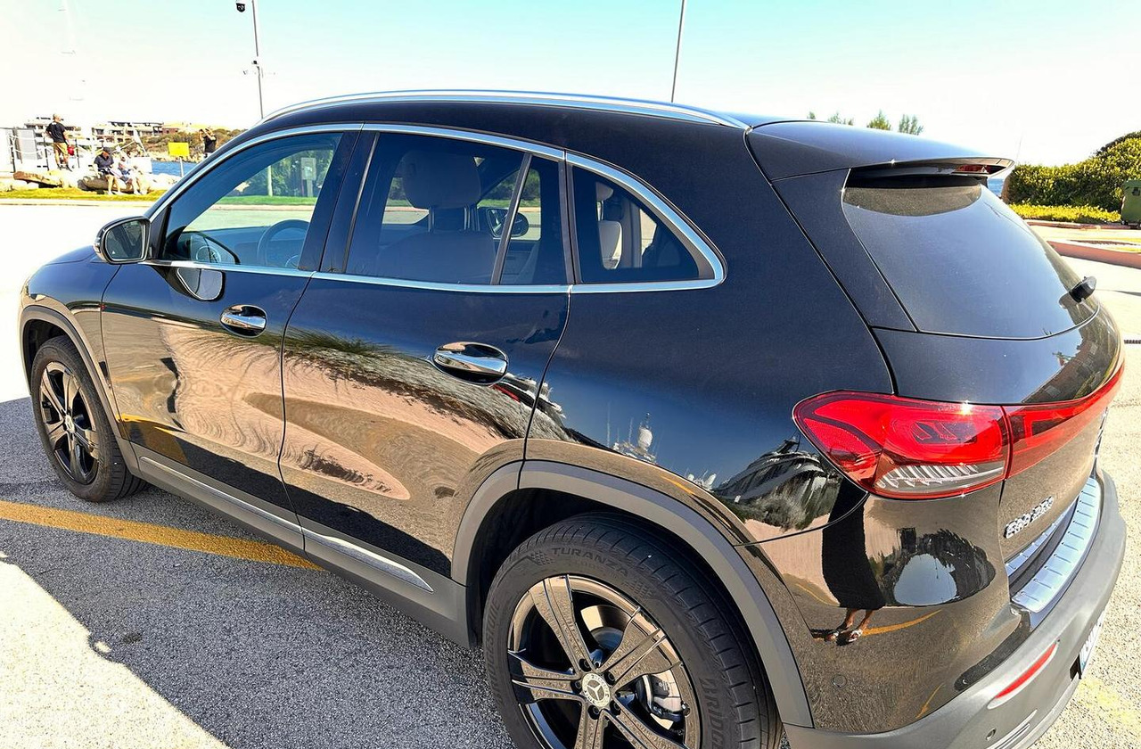 Mercedes-benz EQA 250 Sport Plus - Voiture: photos 1 Mercedes-benz EQA 250 Sport Plus - Voiture: photos 1