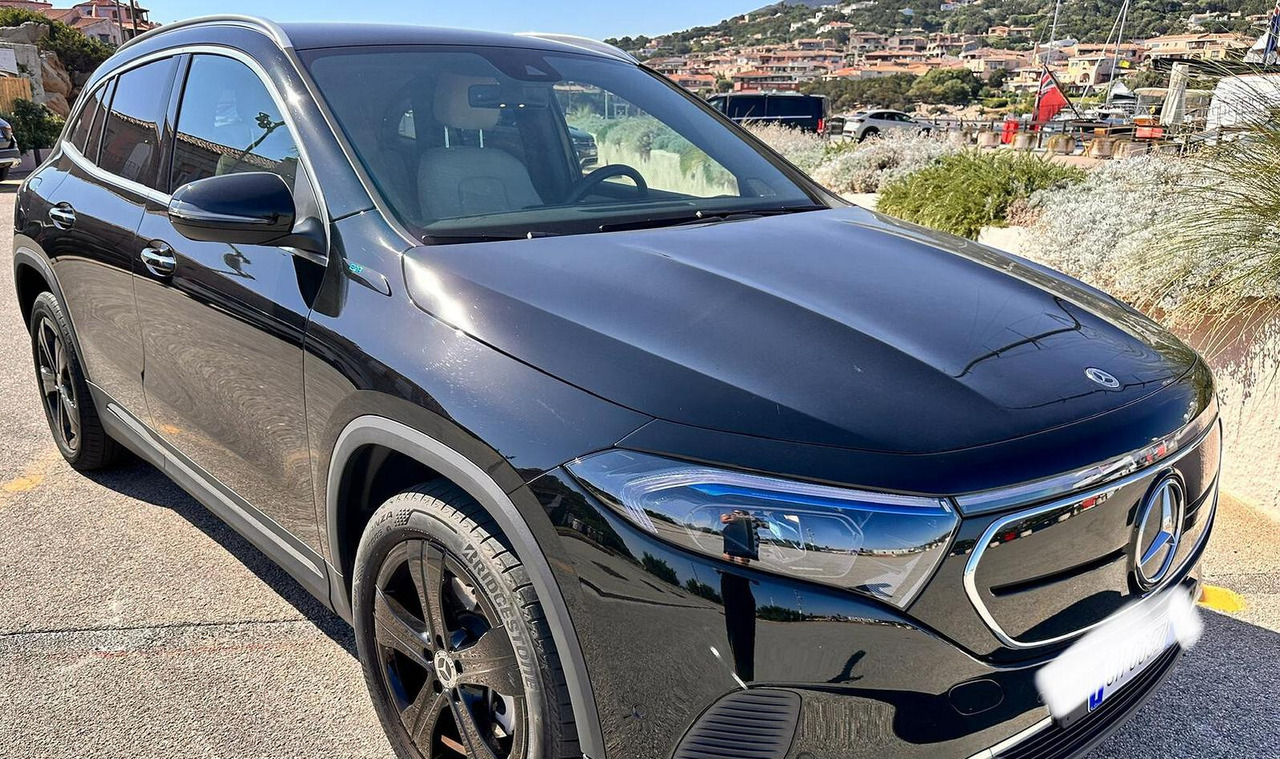 Mercedes-benz EQA 250 Sport Plus - Voiture: photos 2 Mercedes-benz EQA 250 Sport Plus - Voiture: photos 2