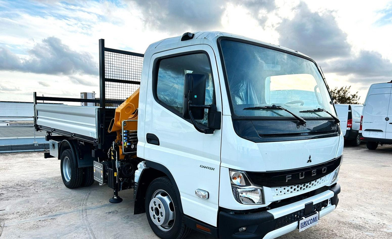 Mitsubishi Fuso Canter 3C15 Ribaltabile 35 Q - Camion benne, Camion grue: photos 3 Mitsubishi Fuso Canter 3C15 Ribaltabile 35 Q - Camion benne, Camion grue: photos 3