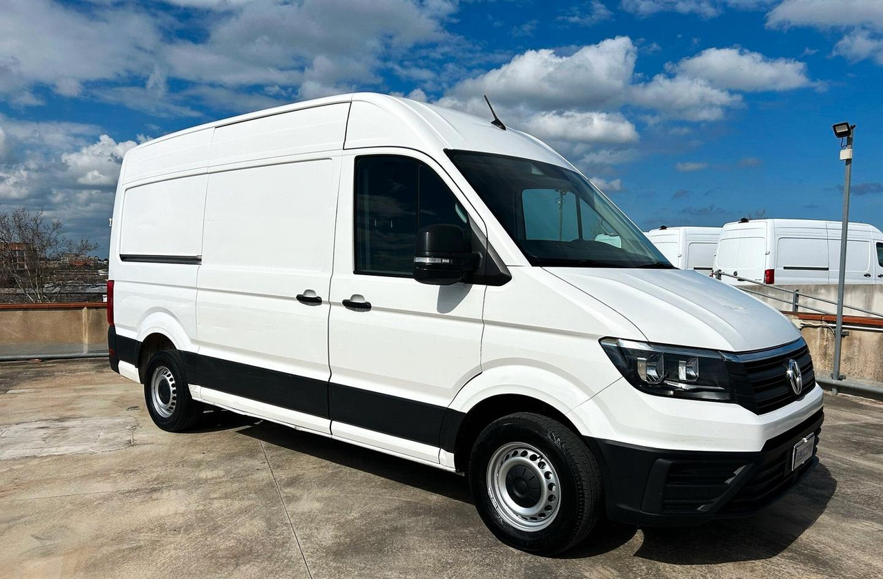 Volkswagen Crafter Furgone 2.0 Tdi 143 cv L2H2 - Fourgon utilitaire: photos 3 Volkswagen Crafter Furgone 2.0 Tdi 143 cv L2H2 - Fourgon utilitaire: photos 3