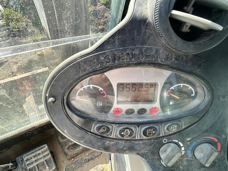 Mini pelle Bobcat E50: photos 6