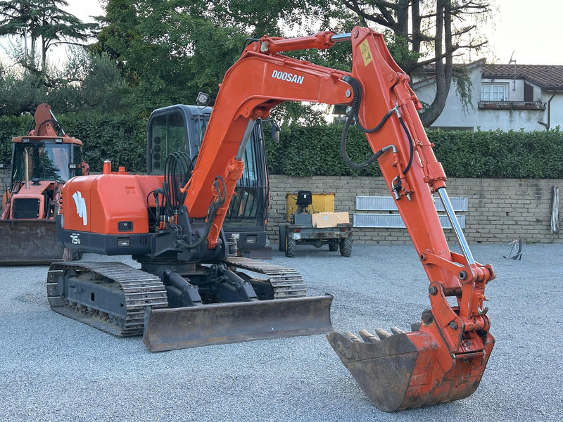 Doosan SOLAR 75V - Pelle: photos 2 Doosan SOLAR 75V - Pelle: photos 2