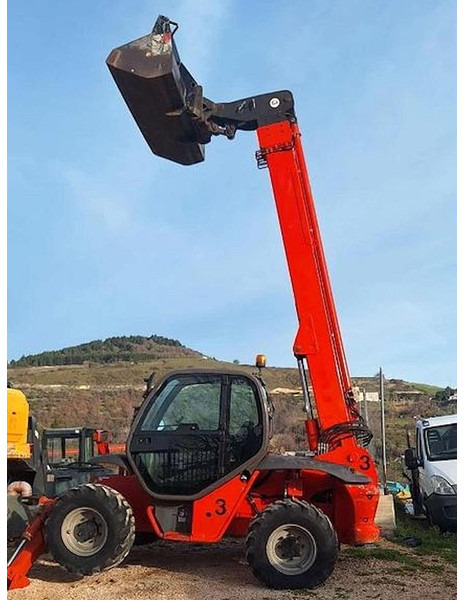 Manitou MVT1332SL - Chariot télescopique: photos 2 Manitou MVT1332SL - Chariot télescopique: photos 2