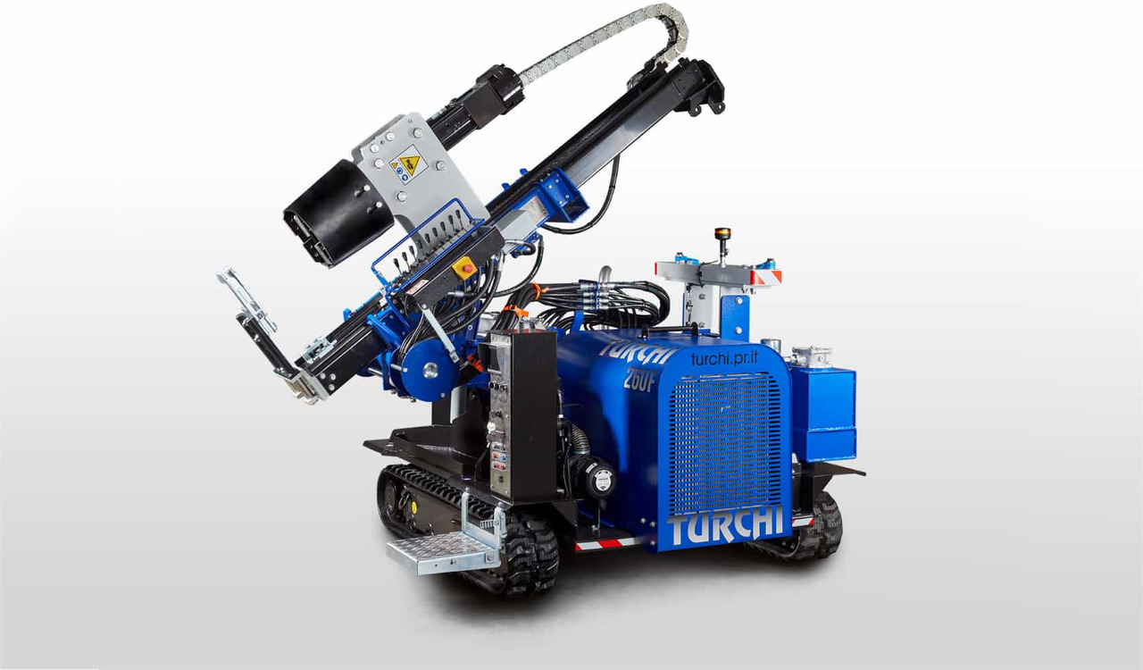 TURCHI 260F - Mât de battage: photos 1 TURCHI 260F - Mât de battage: photos 1