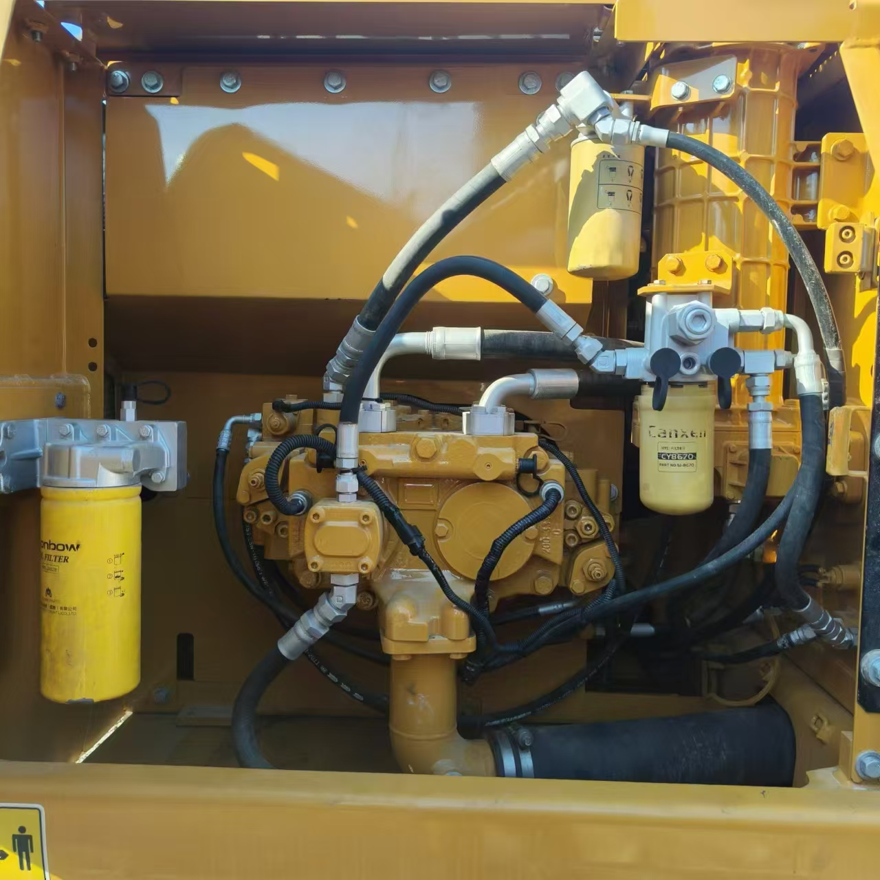 Pelle sur chenille CATERPILLAR 323D: photos 15 Pelle sur chenille CATERPILLAR 323D: photos 15