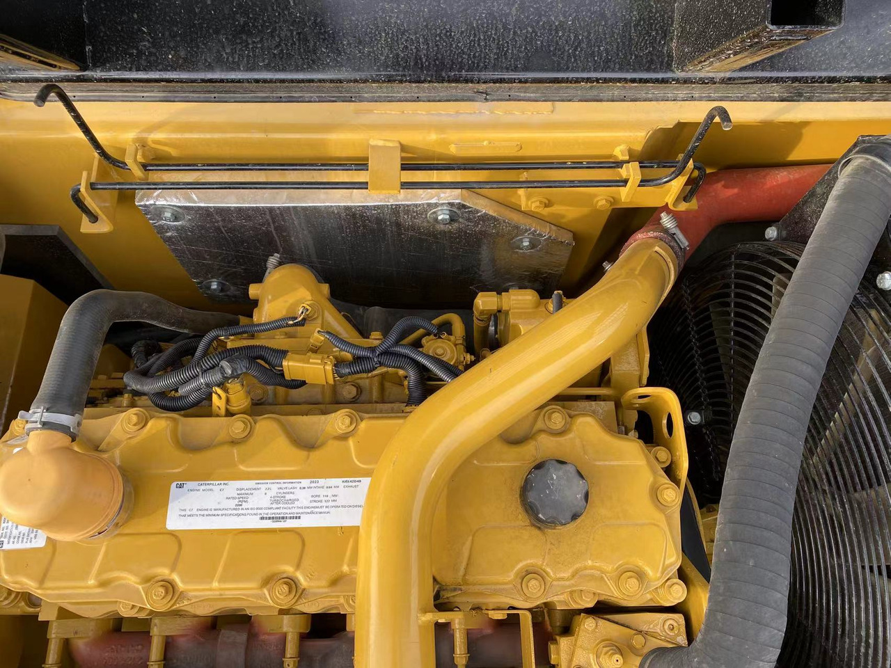 Pelle sur chenille CATERPILLAR 329D: photos 17