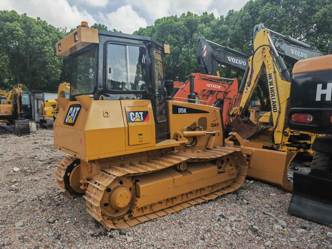 CATERPILLAR D5K - Bulldozer: photos 4 CATERPILLAR D5K - Bulldozer: photos 4
