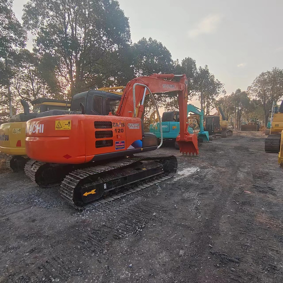 HITACHI ZX120 - Mini pelle: photos 1 HITACHI ZX120 - Mini pelle: photos 1