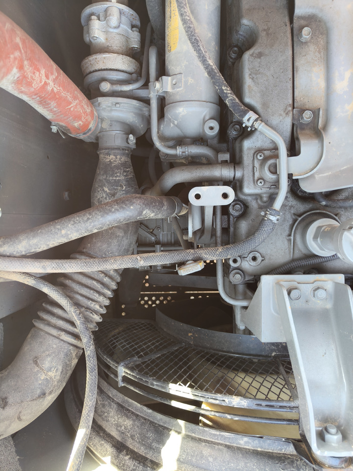 Pelle sur chenille HITACHI ZX130H-5A: photos 13