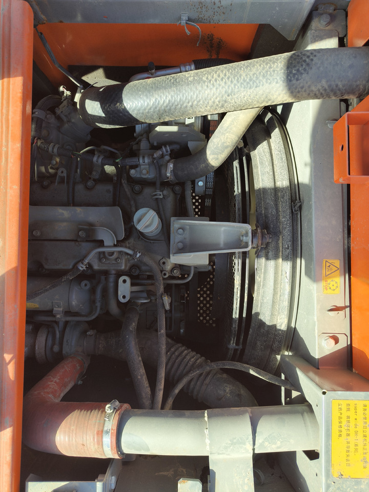 Pelle sur chenille HITACHI ZX130H-5A: photos 14