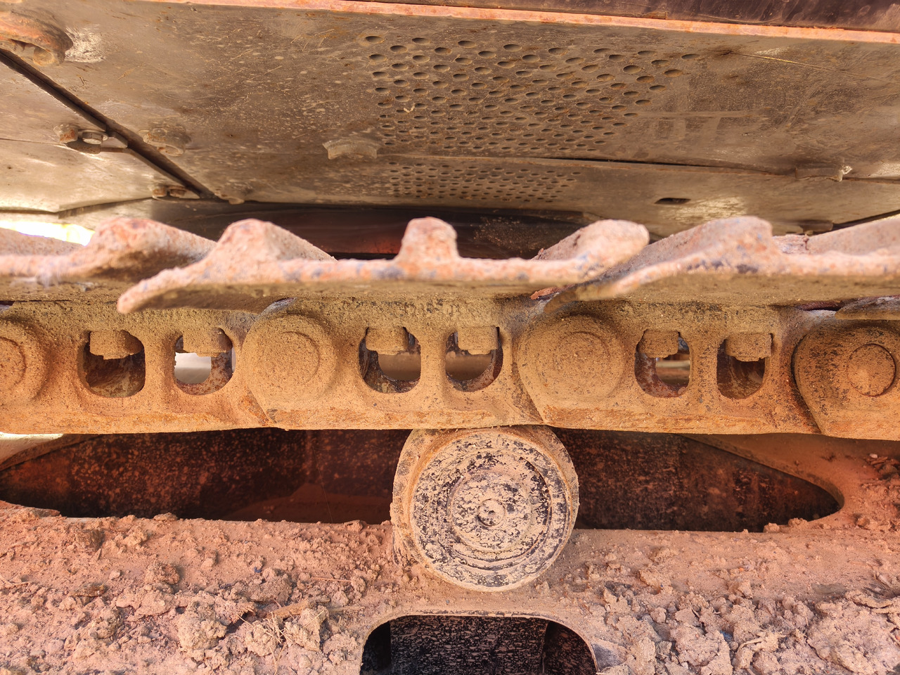 Pelle sur chenille HITACHI ZX130H-5A: photos 10