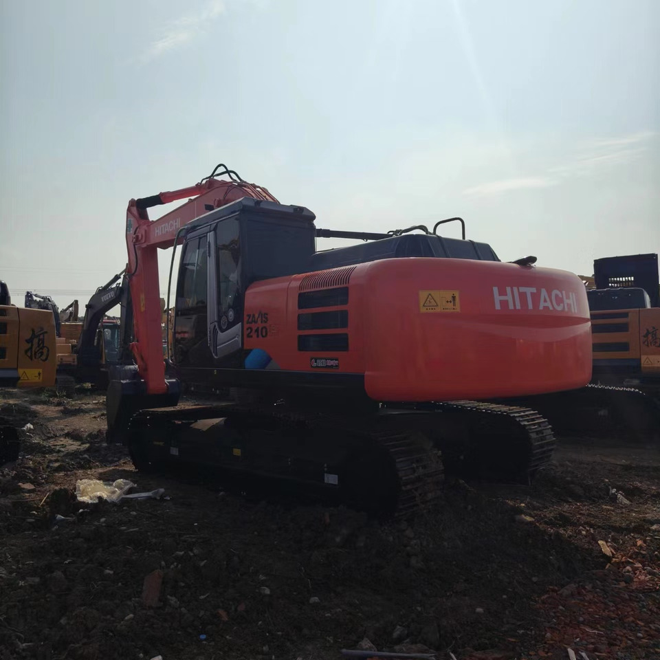 HITACHI ZX210 - Pelle sur chenille: photos 4 HITACHI ZX210 - Pelle sur chenille: photos 4