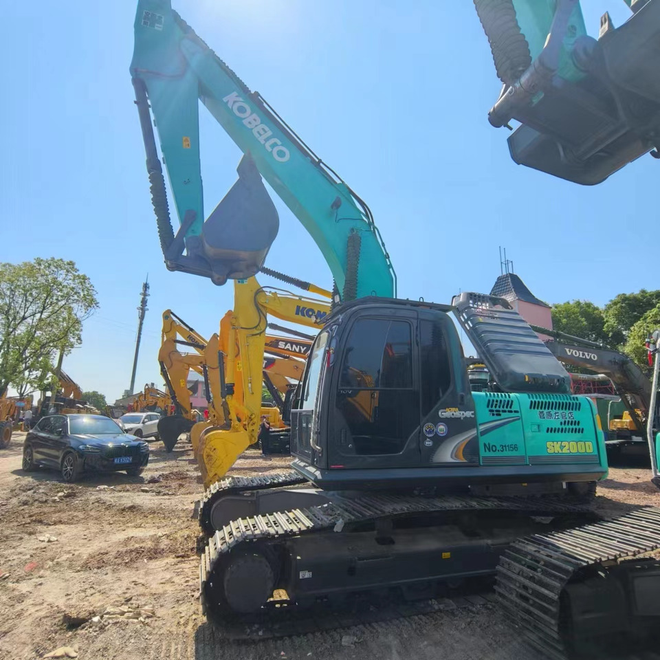 KOBELCO SK 200D - Pelle sur chenille: photos 1 KOBELCO SK 200D - Pelle sur chenille: photos 1