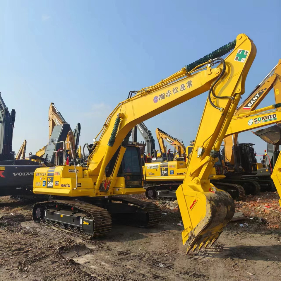 Pelle sur chenille KOMATSU PC200: photos 6