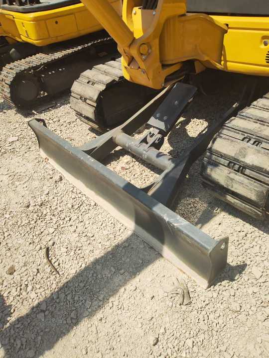 Mini pelle KOMATSU PC40: photos 8