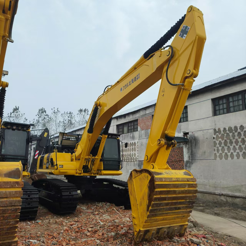 KOMATSU PC450-8 - Pelle sur chenille: photos 4 KOMATSU PC450-8 - Pelle sur chenille: photos 4