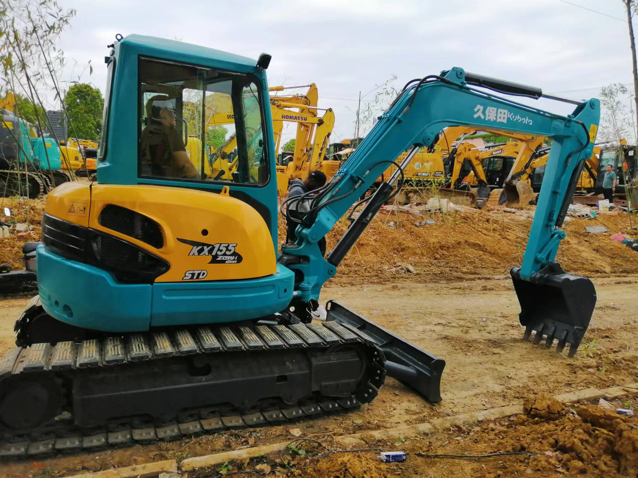 KUBOTA kx155 - Pelle sur chenille: photos 2 KUBOTA kx155 - Pelle sur chenille: photos 2