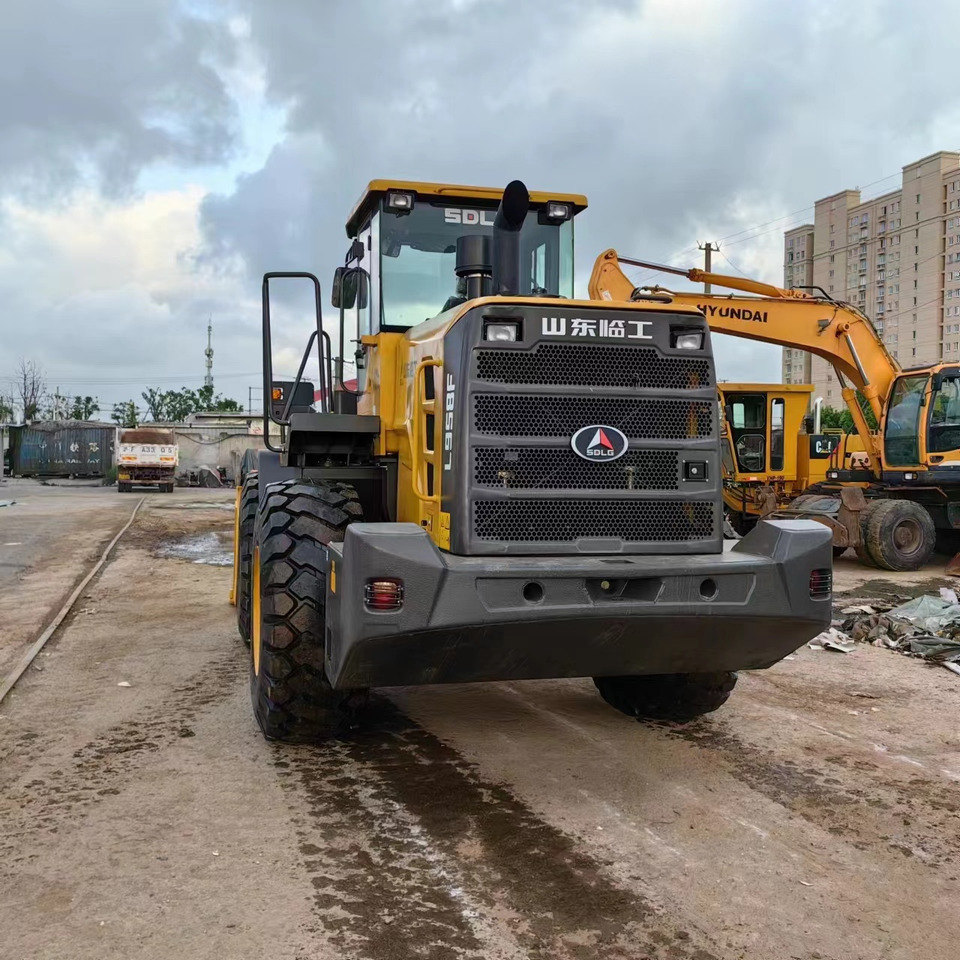 SDLG 958F - Chargeuse sur pneus: photos 4 SDLG 958F - Chargeuse sur pneus: photos 4