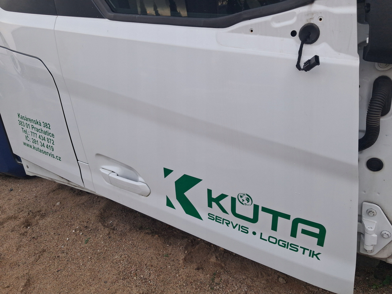 FORD KOMPLETNE PRAWE FORD F-MAX 500 TRUCKS EURO 6 - Portière et pièces pour Camion: photos 3 FORD KOMPLETNE PRAWE FORD F-MAX 500 TRUCKS EURO 6 - Portière et pièces pour Camion: photos 3