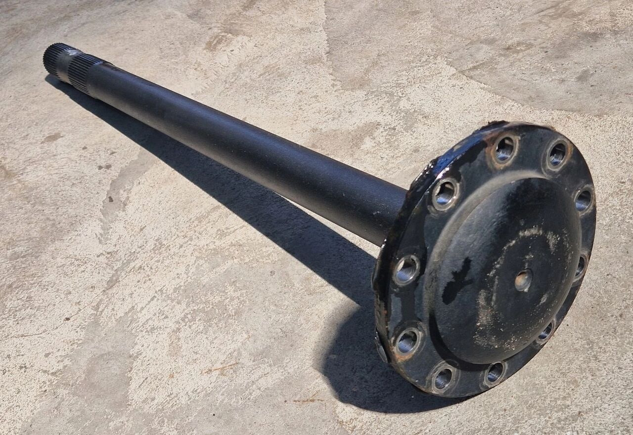 Ford F-MAX CARGO - Demi arbre pour Camion: photos 1 Ford F-MAX CARGO - Demi arbre pour Camion: photos 1